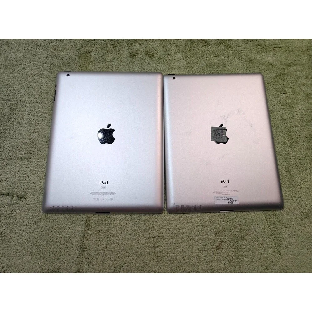 Lot of 2 Apple iPad 2nd Gen A1395 16GB WiFi 9.7